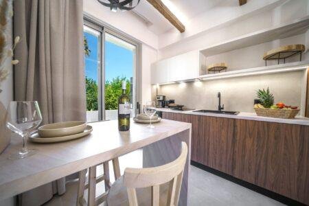 DSC04034 1 scaled - Anasa by the sea